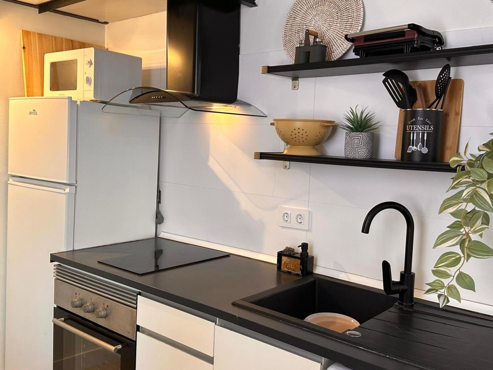 Apartaestudio Muy Proximo Valencia Burjassot Kültér fotó